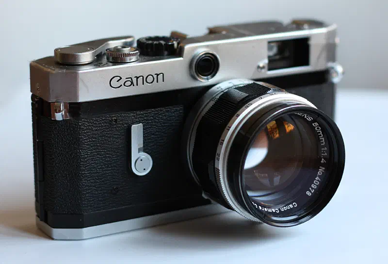Canon P, photographed on its own