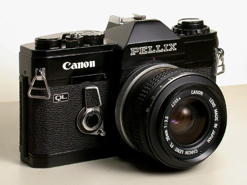 Canon pellix w/FL 35mmF3.5