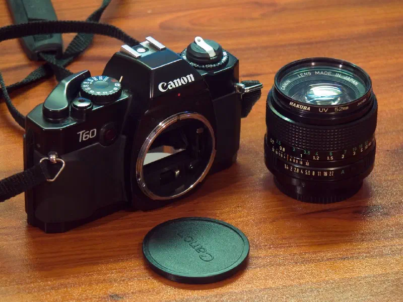 Canon T60 SLR (Single Lens Reflex) Camera