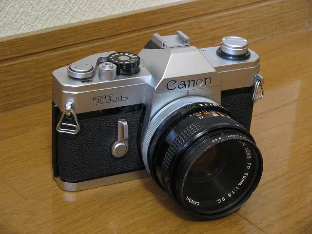 Canon TLb SLR camera with Canon FD 50 mm f/1.8 lens
