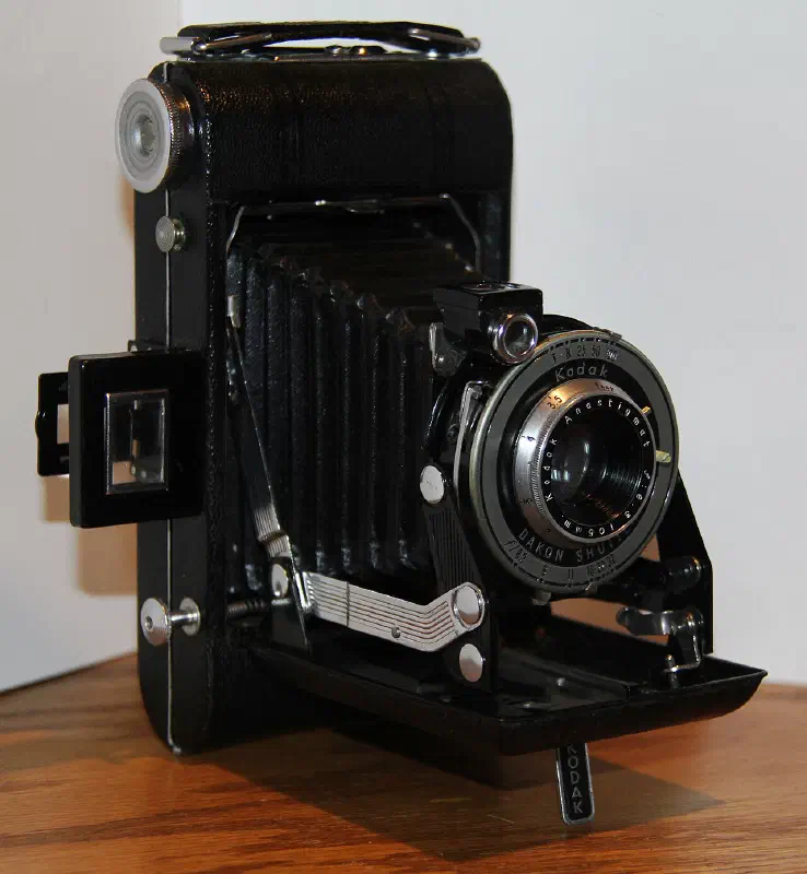 Kodak Vigilant Six-20 Camera