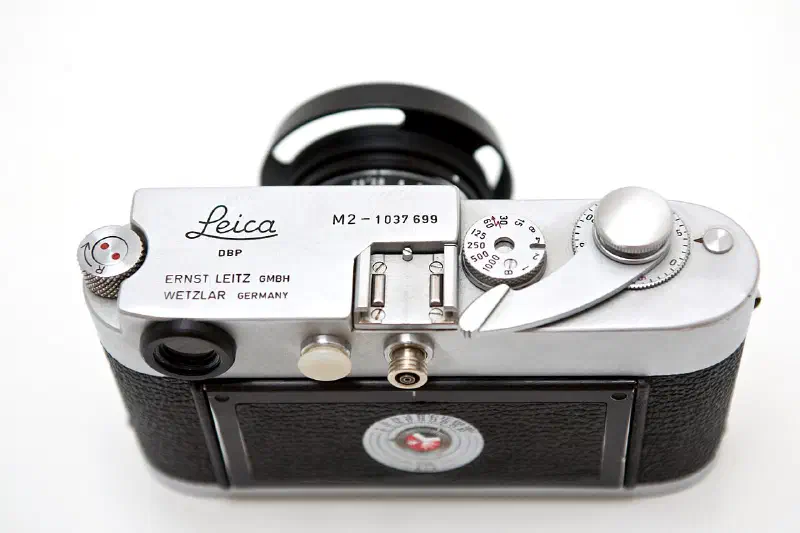 Leica M2, photographed on its own