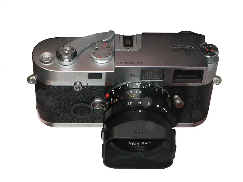 Leica MP rangefinder camera