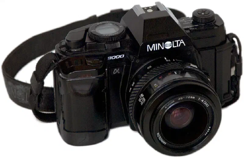 Minolta Maxxum 9000, photographed on its own