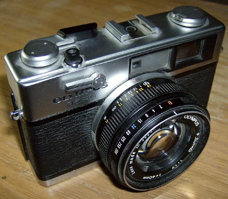 Olympus 35RD camera.