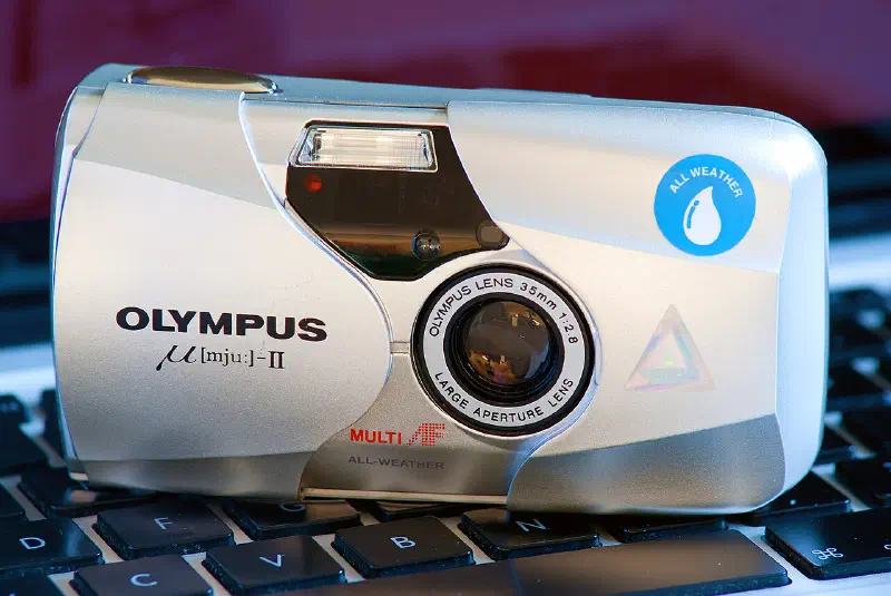 Olympus Stylus Epic, photographed on its own