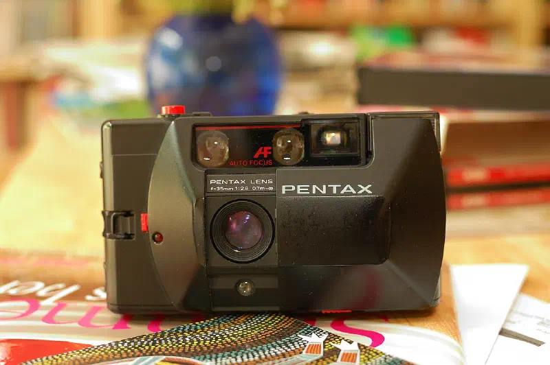 Pentax PC35AF, photographed on its own