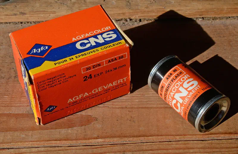 Agfacolor CNS, photographed on its own