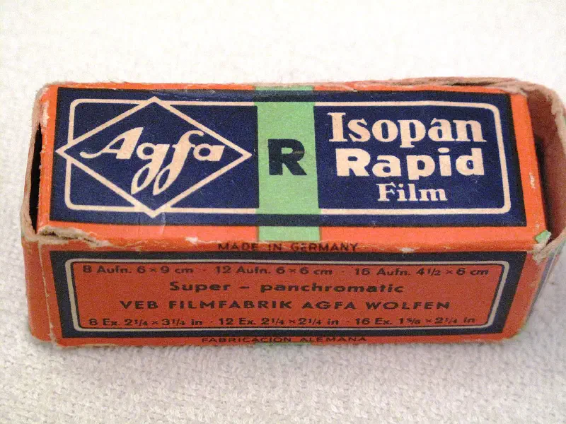 Agfa Isopan, photographed on its own