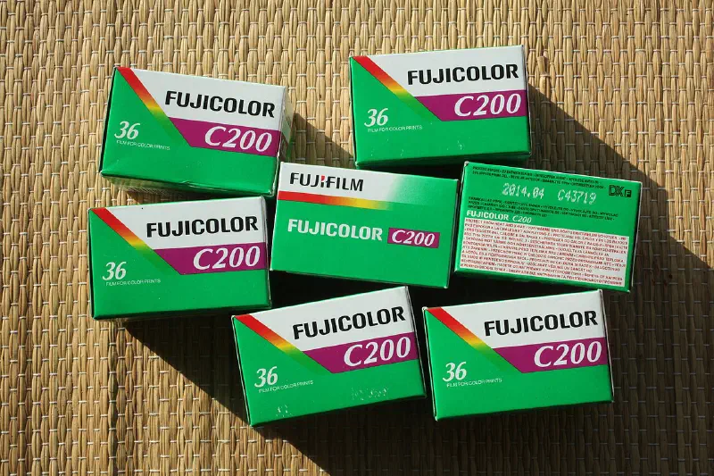 Fujifilm Fujicolor C200, photographed on its own