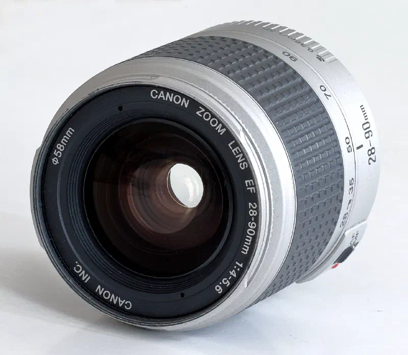 Canon EF 28-90mm, photographed on its own, off the camera