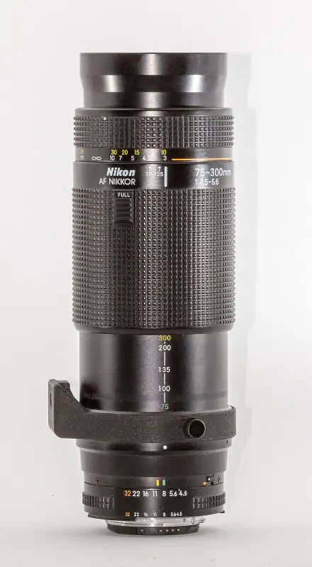 Nikon Nikkor 75–300mm f/4.5-5.6 AF, photographed on its own, off the camera
