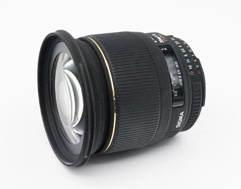 Sigma 20mm f/1.8 EX DG ASP, photographed on its own, off the camera